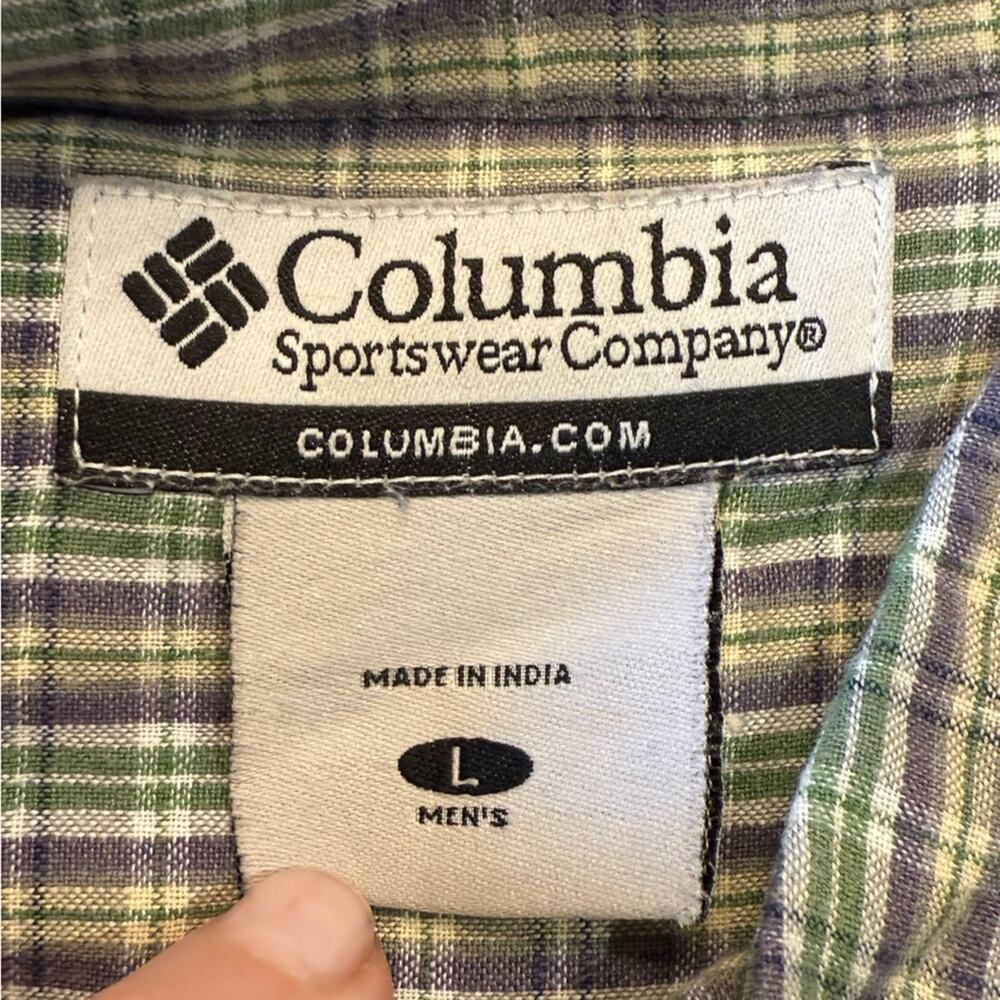 Columbia Men's Large Green and Purple Plaid Short Sleeve Cotton Shirt - Picture 4 of 7